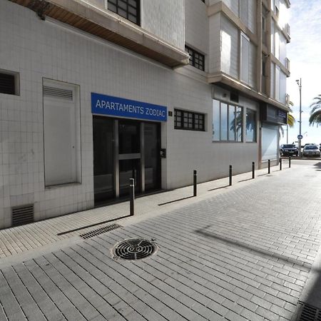 Apartamentos Zodiac Lloret de Mar Luaran gambar