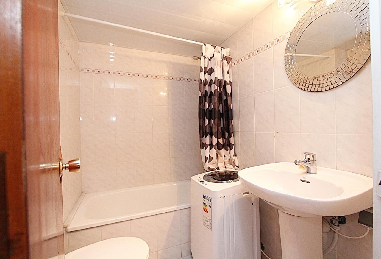 Apartamentos Zodiac Lloret de Mar Luaran gambar
