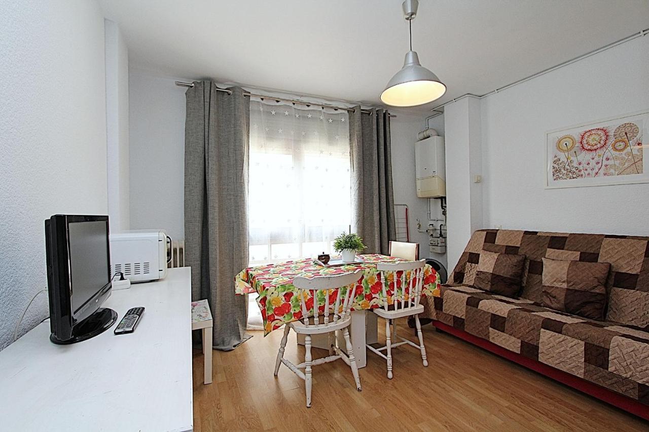 Apartamentos Zodiac Lloret de Mar Luaran gambar