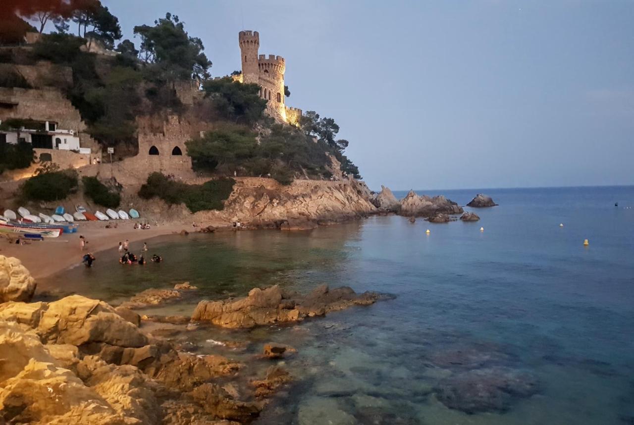 Apartamentos Zodiac Lloret de Mar Luaran gambar