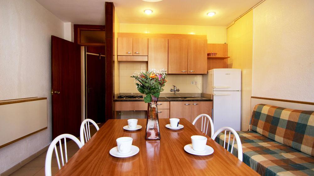 Apartamentos Zodiac Lloret de Mar Luaran gambar