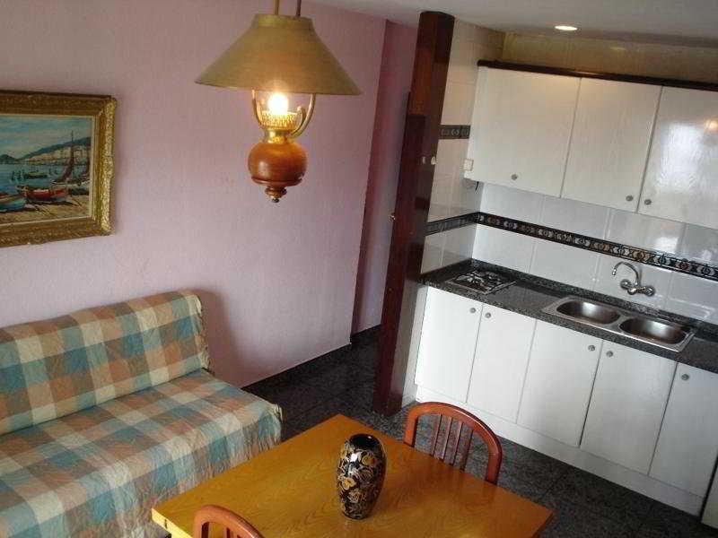 Apartamentos Zodiac Lloret de Mar Luaran gambar