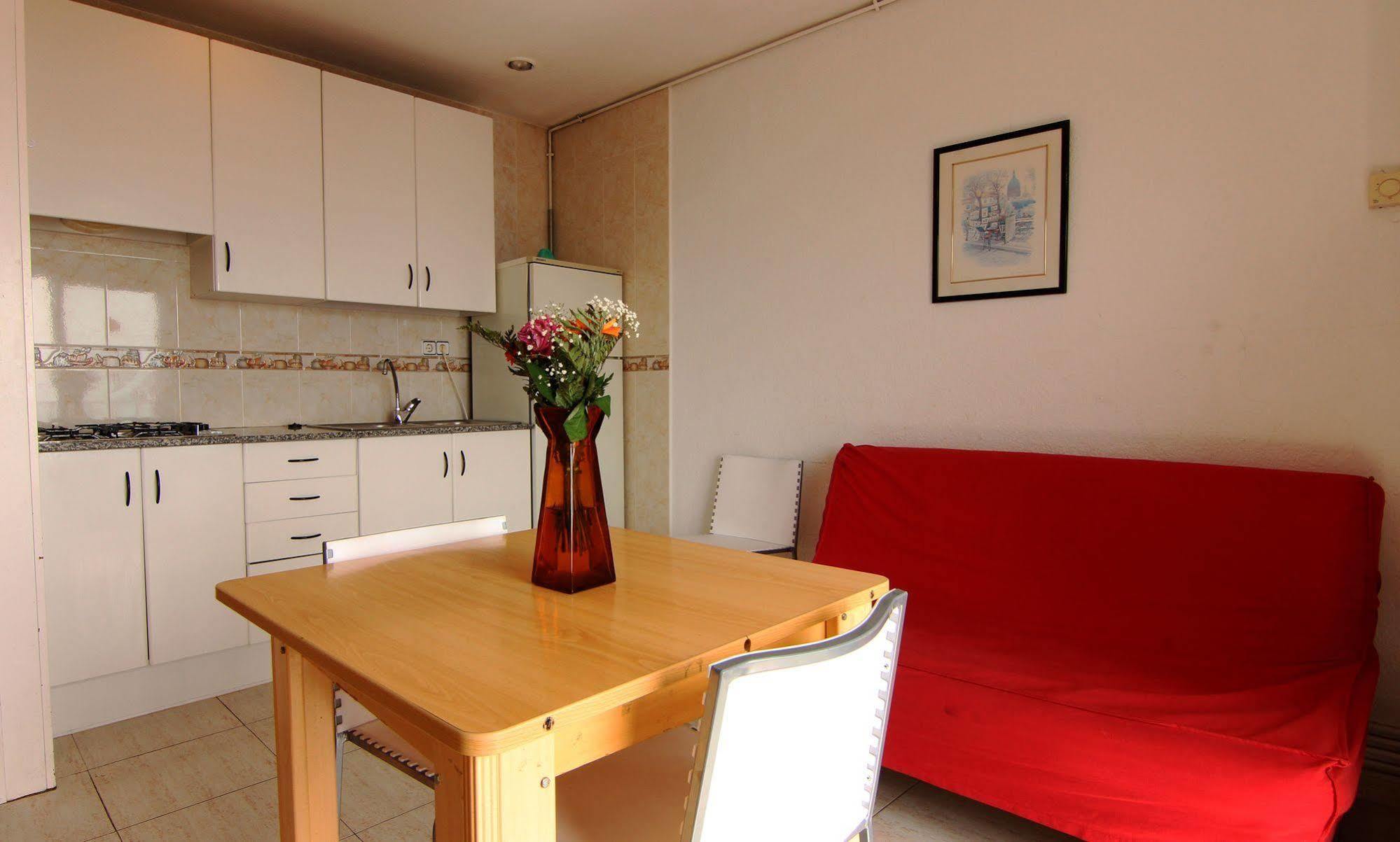 Apartamentos Zodiac Lloret de Mar Luaran gambar