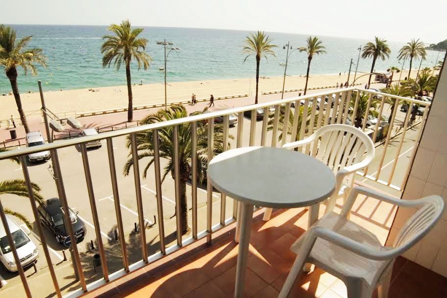 Apartamentos Zodiac Lloret de Mar Luaran gambar